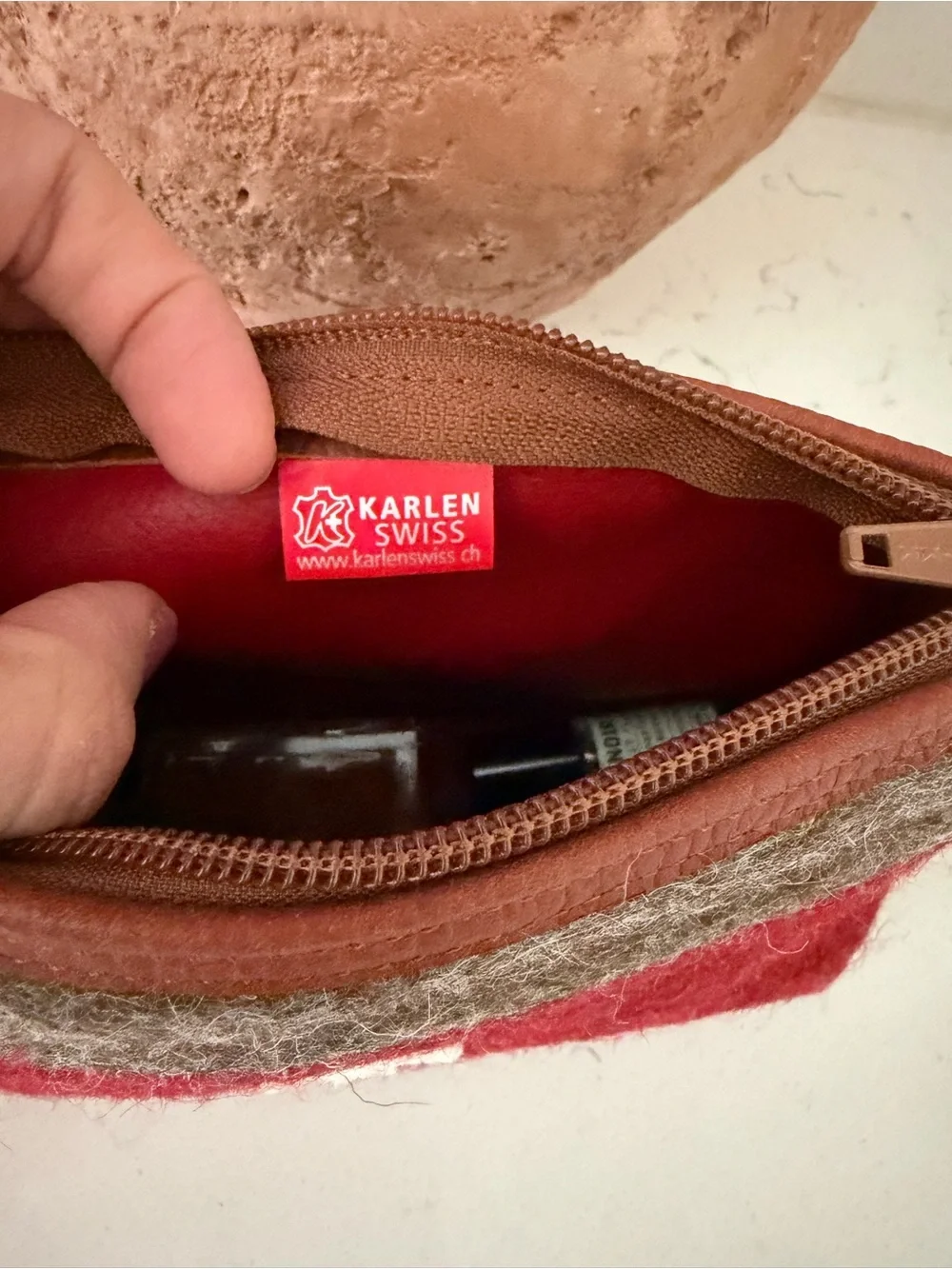 KARLEN SWISS wool bag